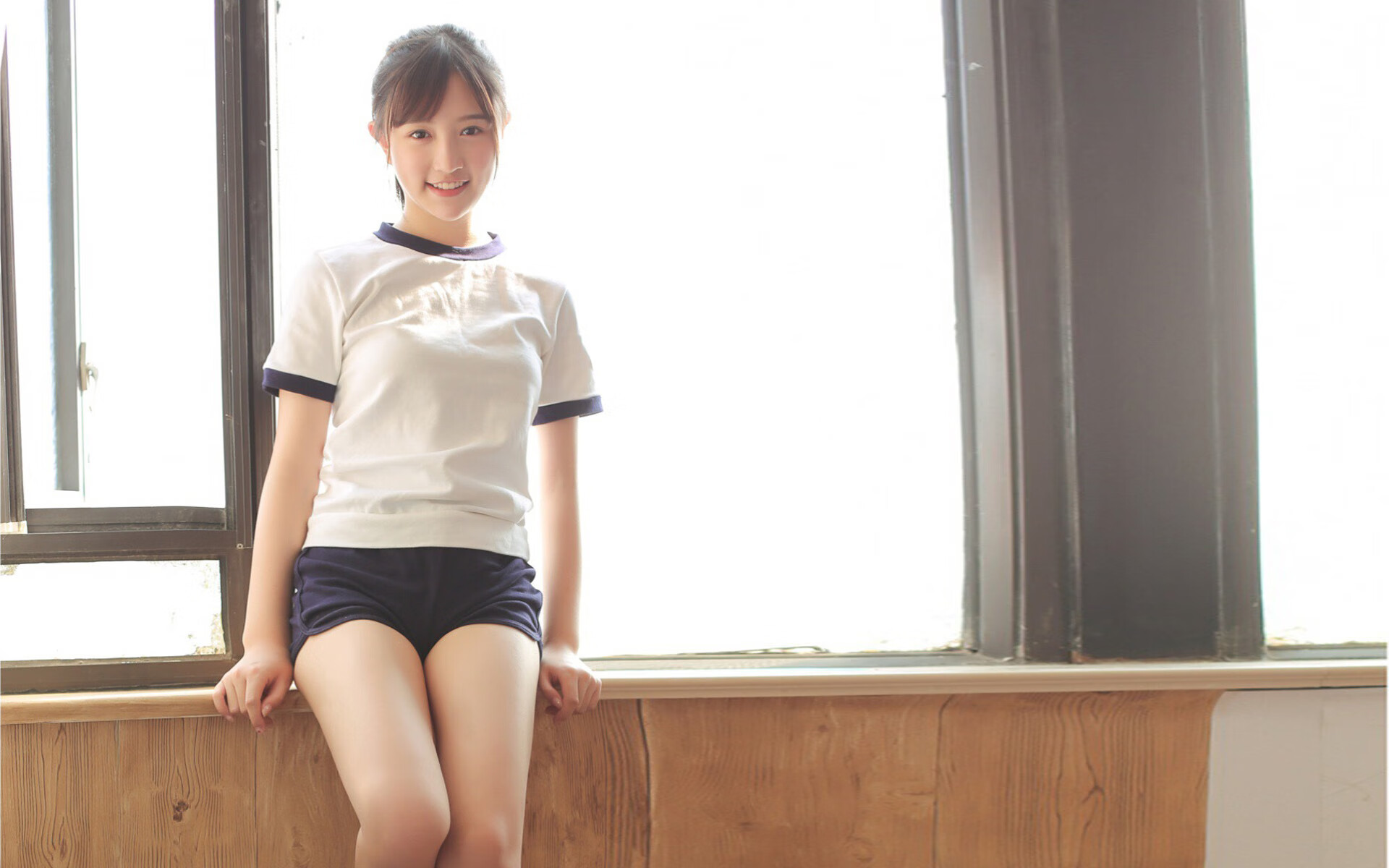 开云网站-“激情四溢！明星阵容拼尽全力，演绎最火爆赛事”，女明星的激动片段